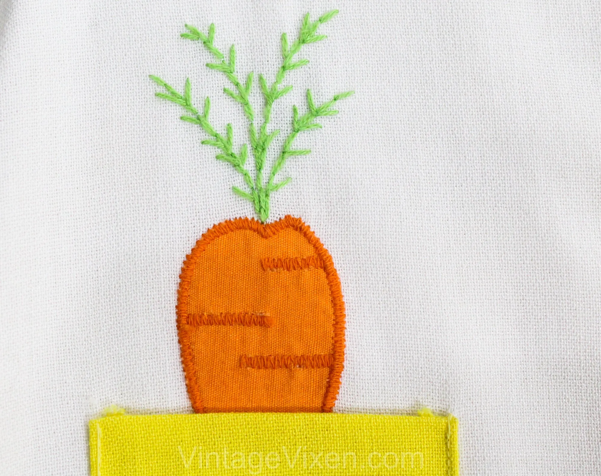 2T Toddler's Play Outfit - 1960s Yellow Girl's Shorts Set with Novelty Carrot in Pocket - Size 24 Months Girl Child's Summer Sleeveless