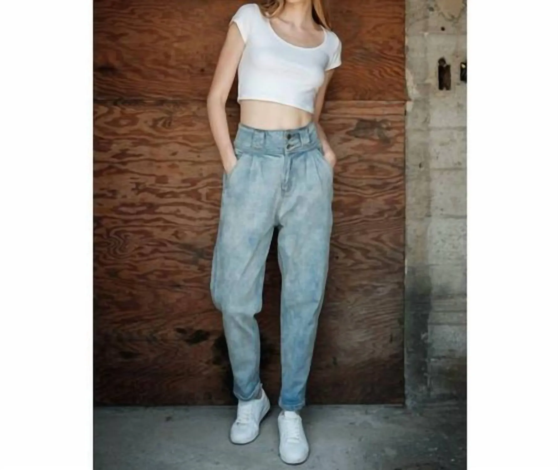 Aaron & Amber - Straight Leg Jean