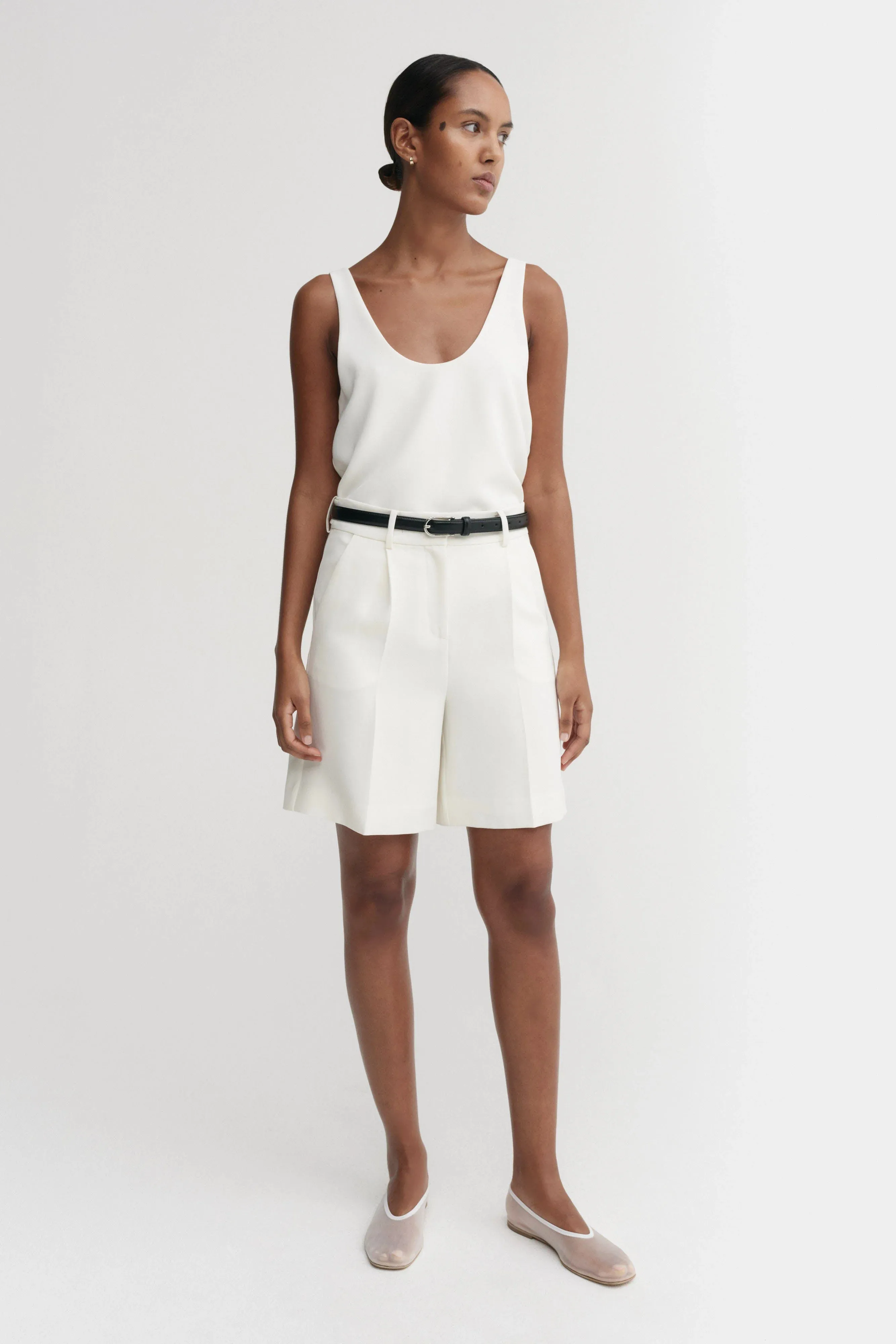 Almada Blair Crepe Shorts in Cream