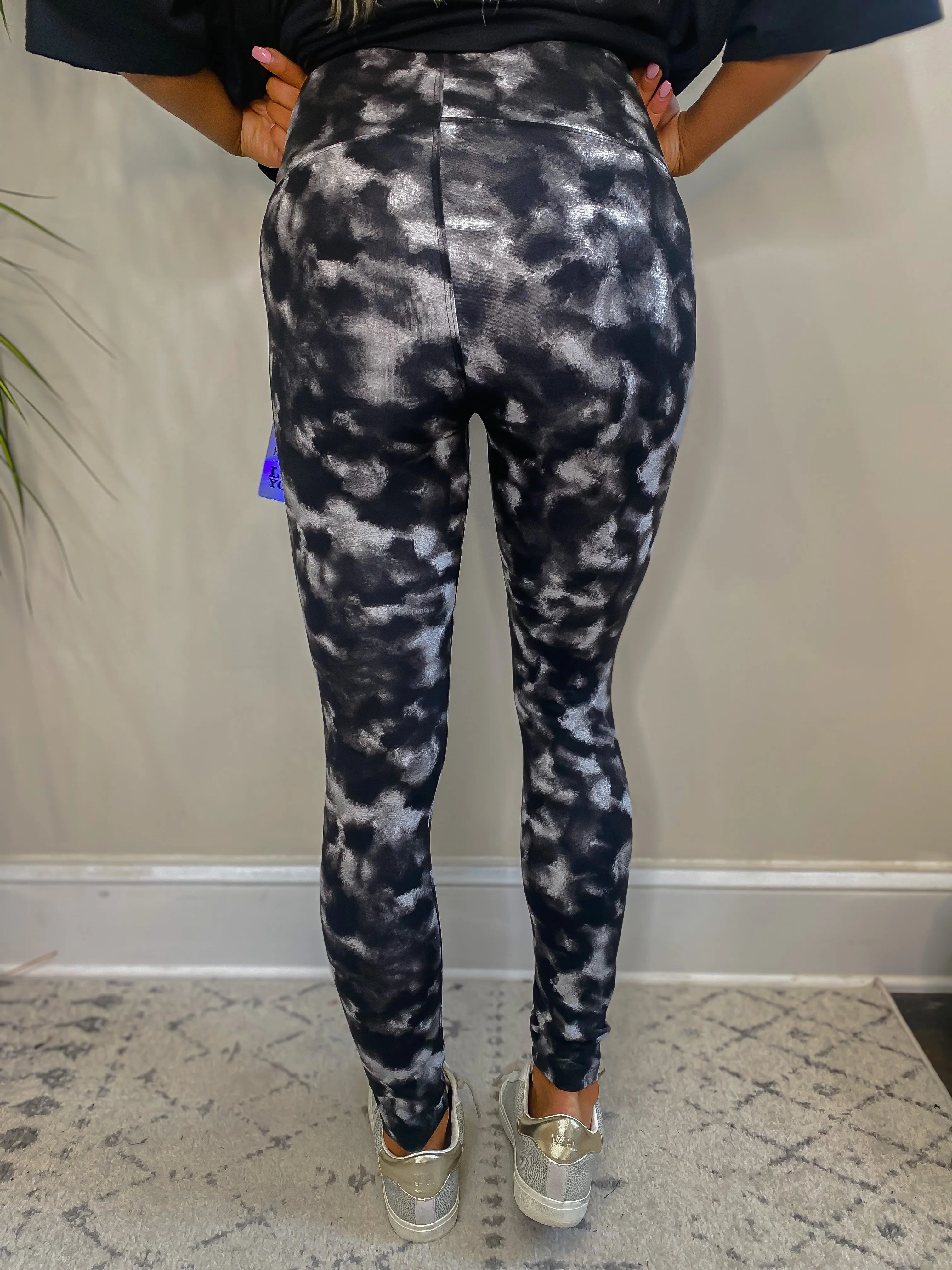 Black & White Print Wide Waistband Leggings
