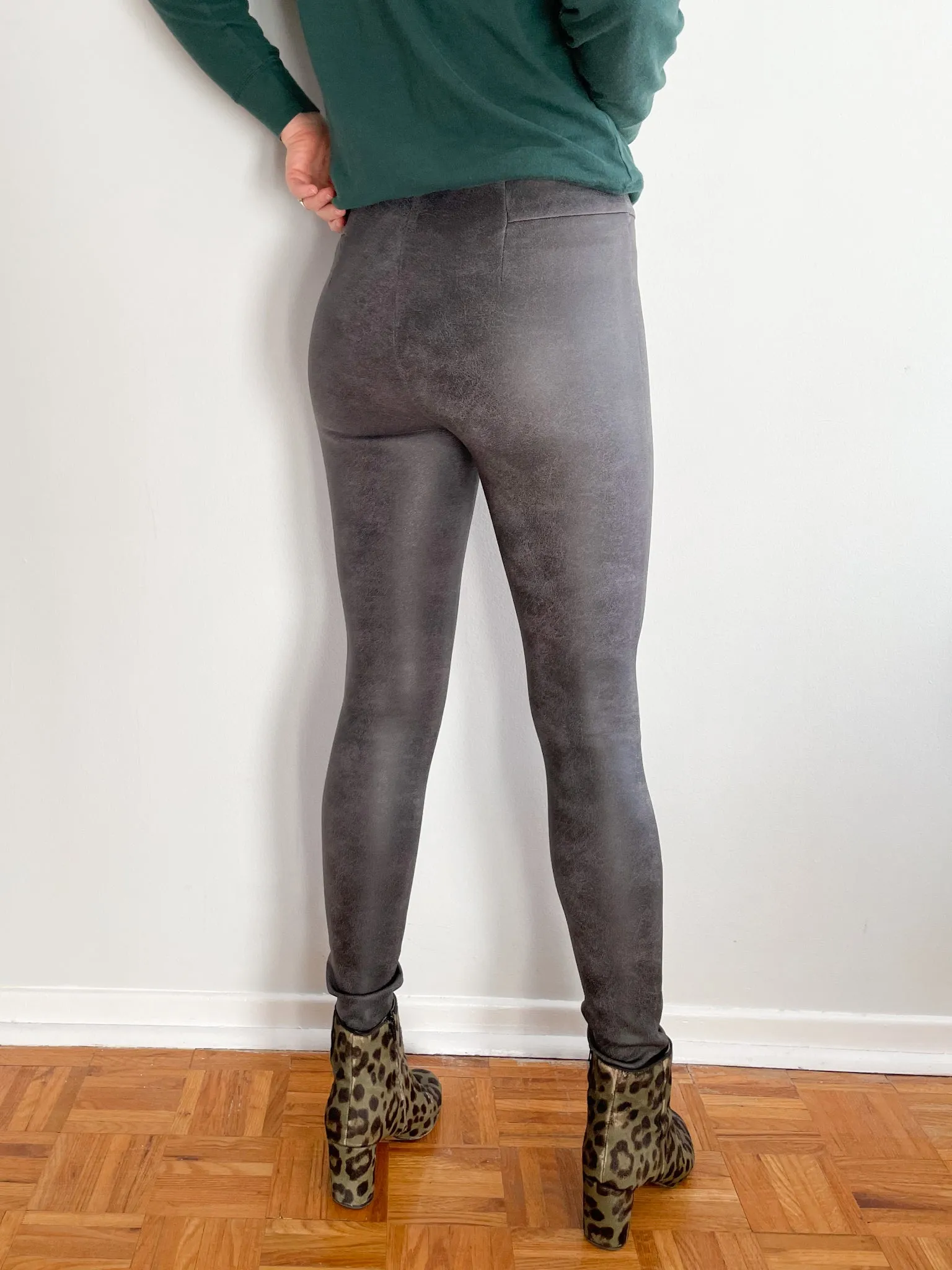 Dex Grey Marbled Leather Looking High Rise Legging Pants - XS