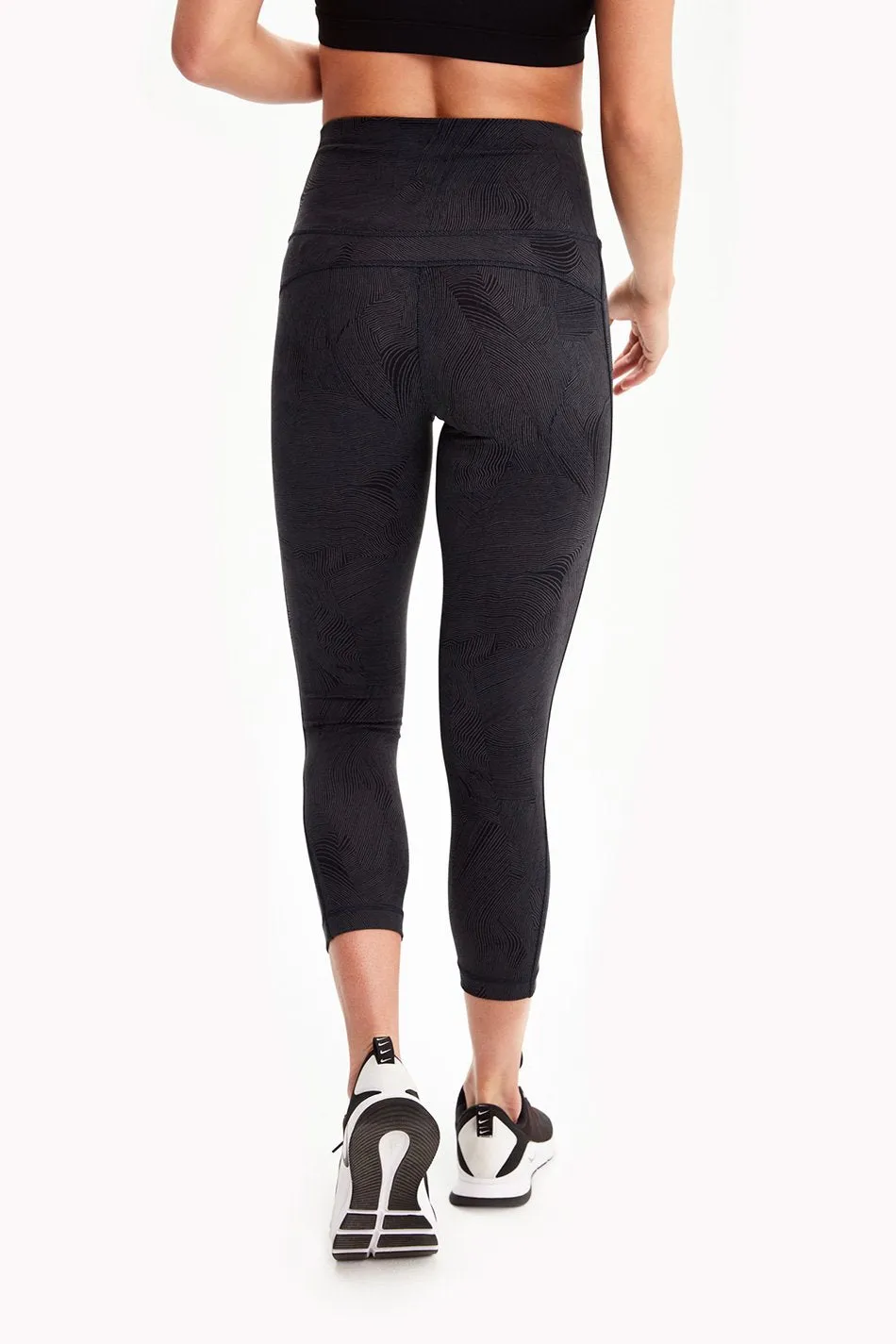 ELIANA HIGH-WAIST CROP LEGGING