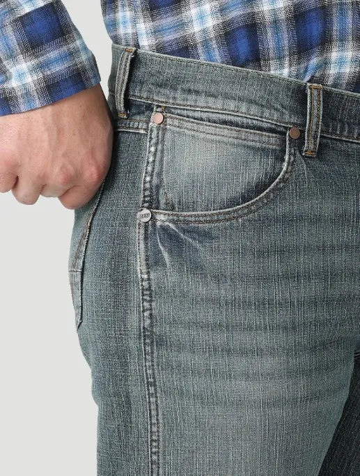 Men's Wrangler 112318445 Retro® Slim Straight Jean Dark Knight